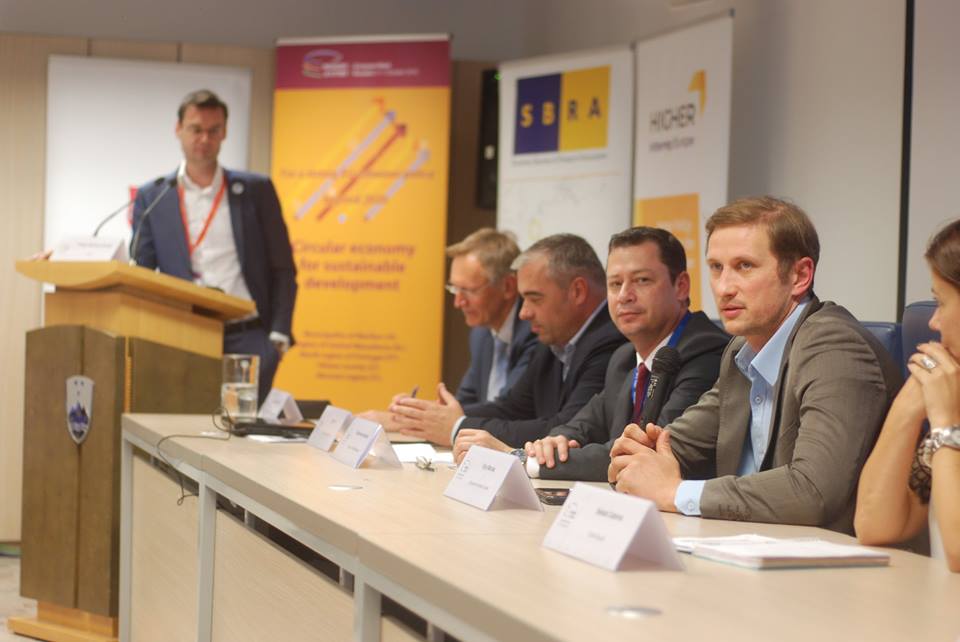 43823106 2408744102474180 790041105042243584 n